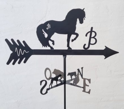 Veleta de forja personalizada Caballo y Hierro