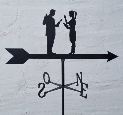 Veleta de forja Periodistas